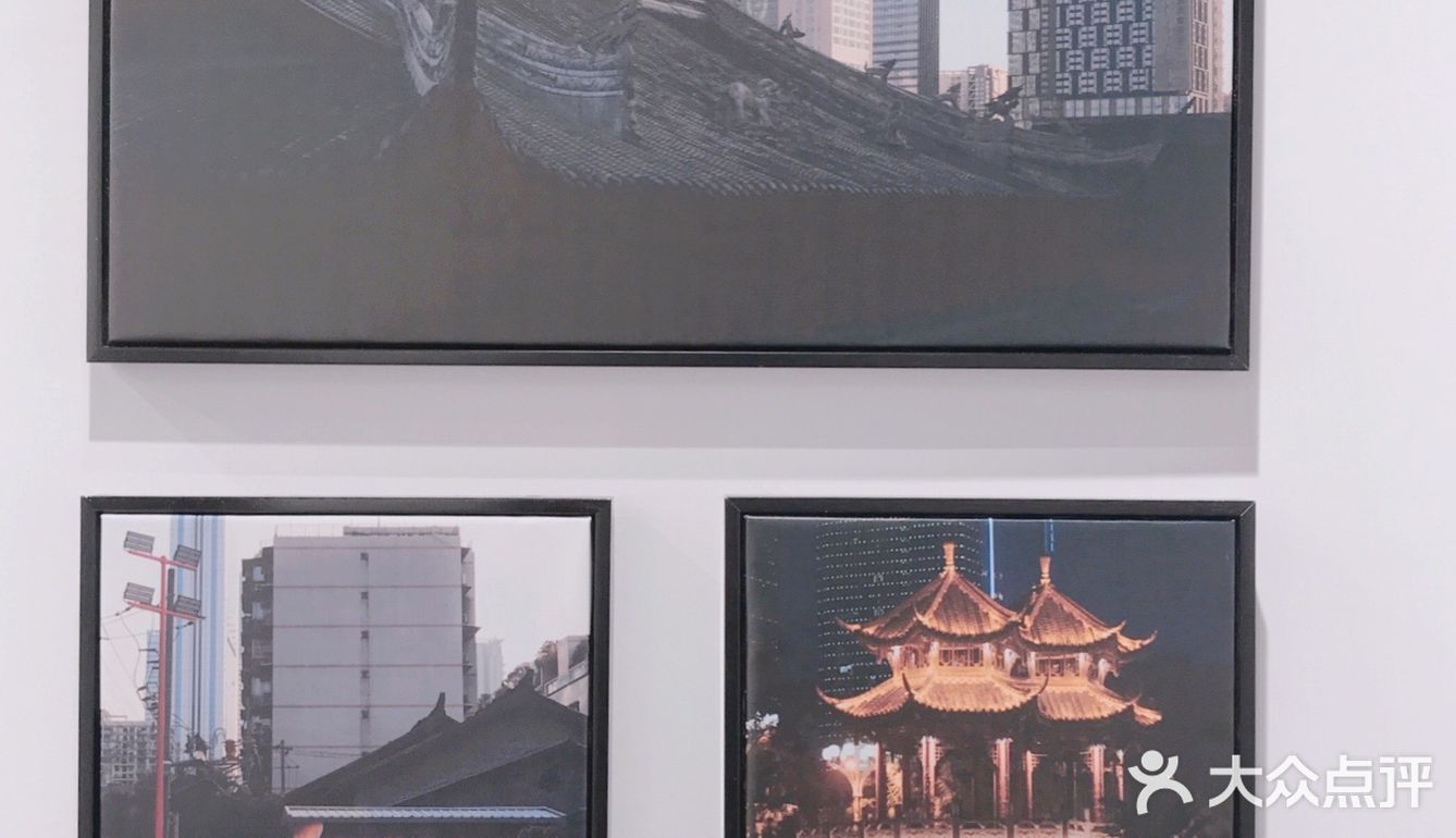 成都看展 | 向南生长✖️朱毁毁摄影展
