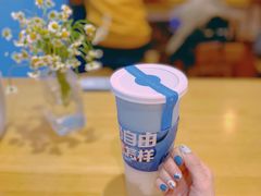 -Blueglass酸奶(华贸购物中心店)