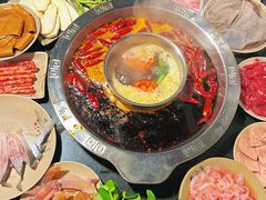 -洞亭火锅(防空洞总店)
