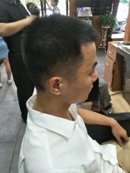 -水灵珑美容造型中心