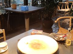 -冰冰龙虾·江湖菜·花园江景餐厅