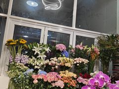 -FEI FEI FLOWER鲜花店·气球派对·宝宝宴布置(虹口德必运动Loft店)
