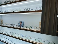 -罗伯特眼镜·蔡司官方授权(前海桂湾店)
