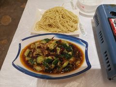-霄汉牛三鲜湖北砂锅菜(万松园2店)