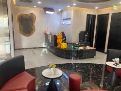 -TOP HAIR SALON