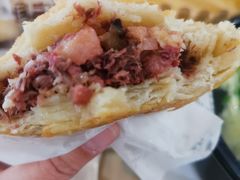 -闫家驴肉老店(华电一校店)