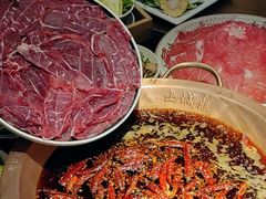 -山城鼎重庆老火锅(西安钟楼店)