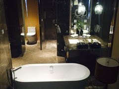 -广州白云机场雅高铂尔曼大酒店