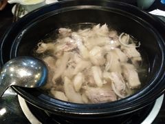 -东椰·海南椰子鸡火锅(朝阳门店)