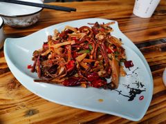 -小厨子私房菜·云南美食店