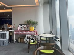-及象咖啡Air·360度俯瞰广州塔(北塔68F店)