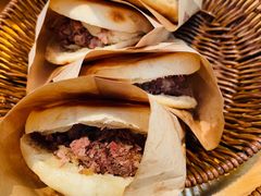 传统驴肉火烧-漕河全驴宴饭店(徐水店)