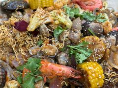 -老东镇啤酒屋海鲜加工·蒸汽海鲜·海鲜烧烤(台东店)