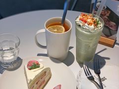 -洪小鹏生活美学馆(领SHOW天地店)
