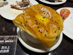 -川骄海鲜自助(王府井奥莱UP TOWN店原世界之花店)