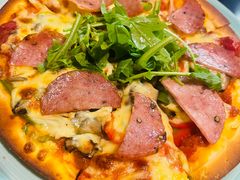 萨拉米披萨-莫多多餐厅