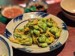 -Cuc Gach Quan Restaurant