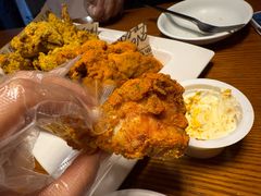 -BHC炸鸡(明洞总店)