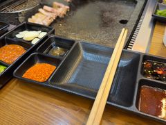-韩阳王石板烤肉