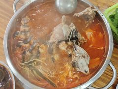 -苗侗地道红酸.酸汤鱼·酸汤牛肉