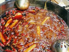 -四小区火锅·巷子里的重庆火锅(花照壁店)