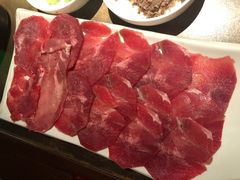 牛舌-左庭右院鲜牛肉火锅(新梅广场店)