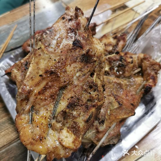 鲍姐烧烤(东风花园店)