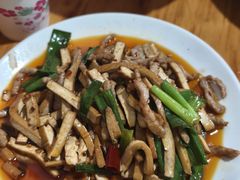 豆干肉丝-鸡哈豆花(梅西广场店)