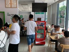 -老乡鸡(武汉中南梅苑小区地铁站店)