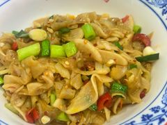 酸萝卜蛋皮-三只鸟本地特色菜馆(上饶总店)