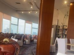 -东方豪景花园酒店·怡景旋转餐厅