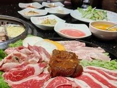 -木槿花韩式炭烤·熟成肉工坊(孙文东路店)