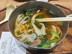嬢嬢跷脚牛肉粉-小满手工粉(上海月星环球港店)