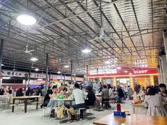 大堂-五七小李子油焖大虾(总店)