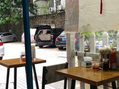 -小梁哥云吞面(黄贝岭店)