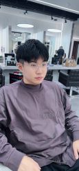 -Z.X HAIR SALON张新美业