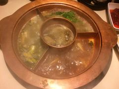 -滇釜火锅·能喝汤的火锅(车公庄店)