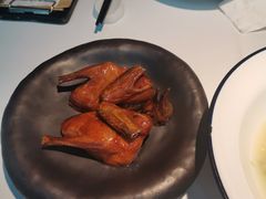 脆炸乳鸽-荣小馆(安达仕店)