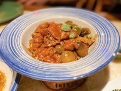 腊八蒜烧肥肠-那家小馆•北京菜•烤鸭(中关村店)