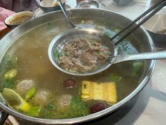 -乡土黄·鲜牛肉火锅·小龙虾(兴业街店)