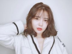 -变画·发型STUDIO