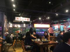 大堂-马路牙子地桌烤肉(工体店)