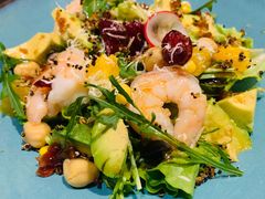 鲜虾牛油果沙拉-HIGH FIVE哈福手工汉堡(桂林路店)