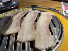 -青瓦炭韩潮烤肉(花园道店)