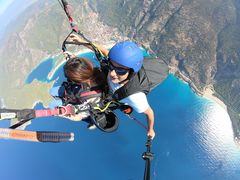 -费特希耶滑翔伞