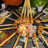 来十八梯一定要吃啊，天台音乐烤肉香迷糊了！