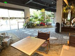 -J Create城市露营咖啡·简餐·宠物(上海动物园店)