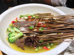 -嘉州叶婆婆钵钵鸡(建设路店)