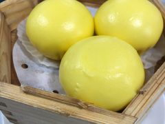 招牌流沙包-东鑫记港式茶餐厅(南京东路店)