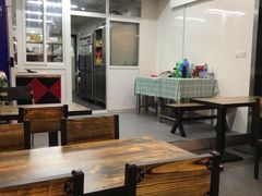 大堂-老谢烧烤野馄饨(云霄路店)